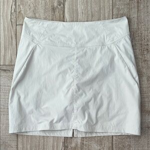 Royal Robbins beige quick dry skort, size 10